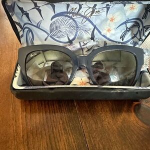 Maui Jim limited edition Charlie Lyon sunglasses